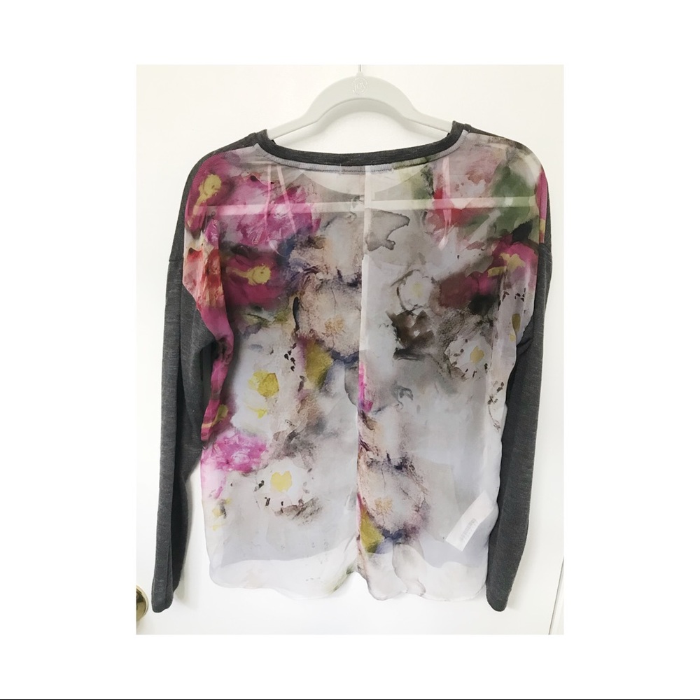 Floral sheer back stunner sweater SZ S